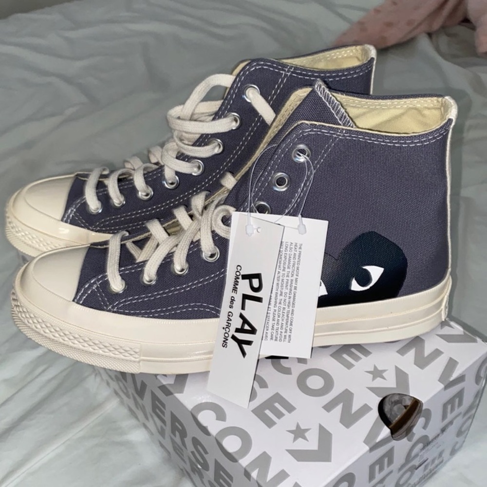 Comme des Garçons converse : Never worn before : has tags and comes with the box
